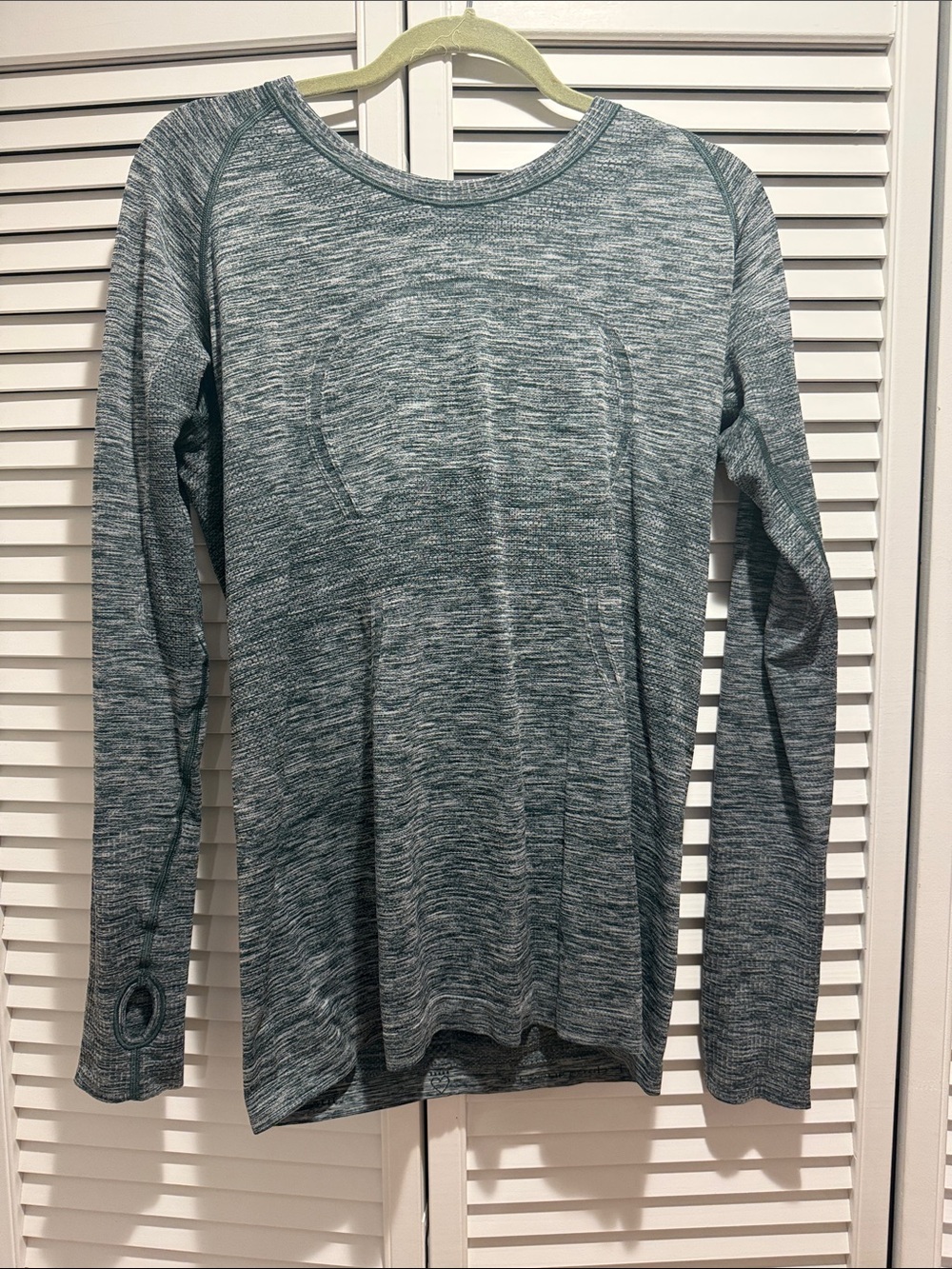 Lululemon Long Sleeve Heathered Green swiftly Women's Top